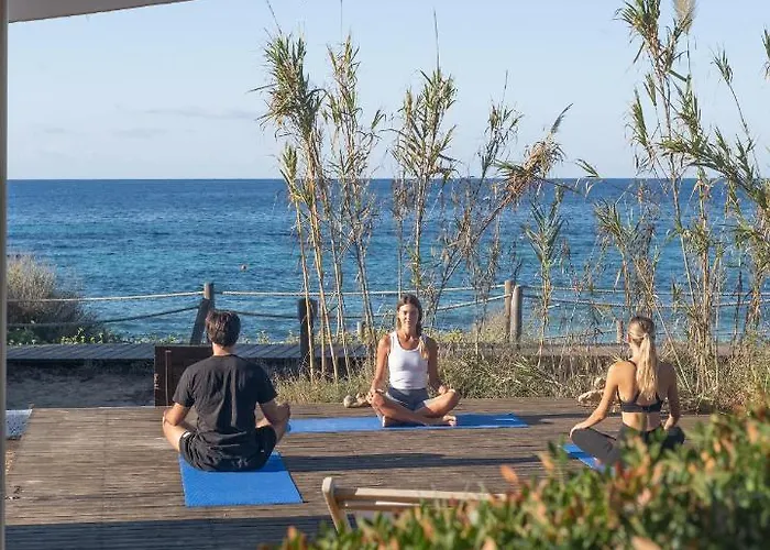 Hostal Aigua Clara Playa de Migjorn